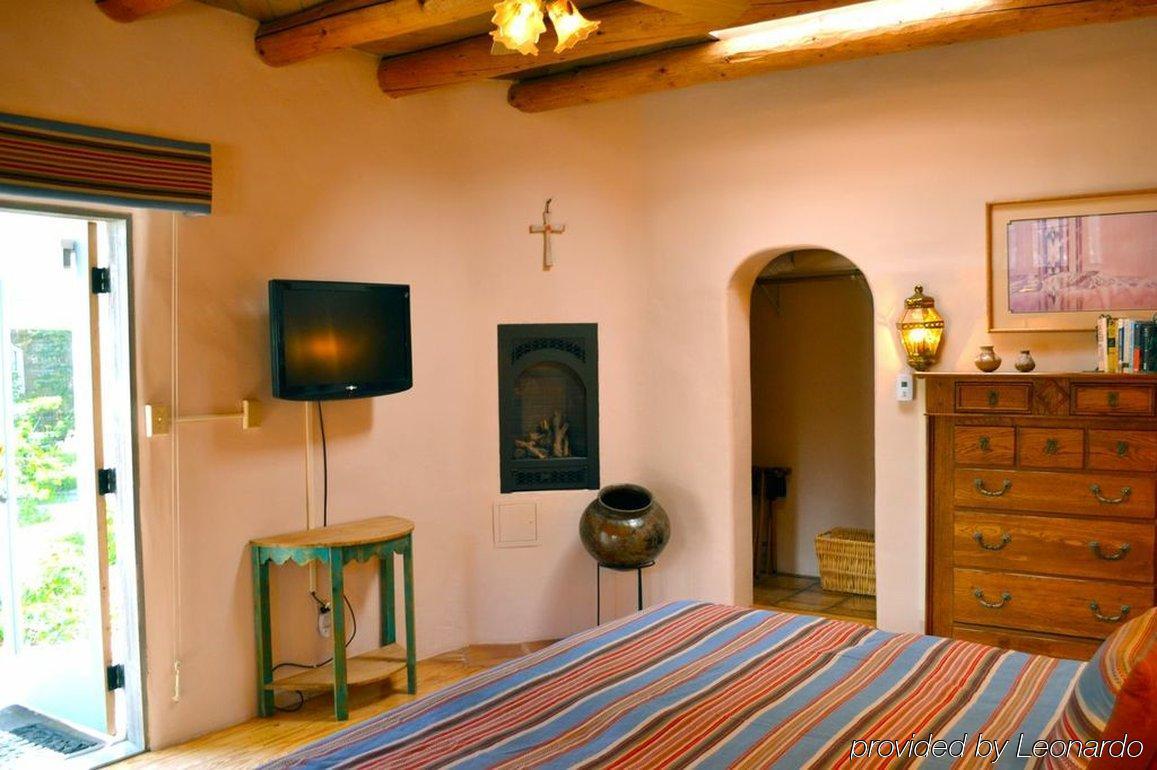 タオス パラシオ デ マルケサ Bed & Breakfast エクステリア 写真